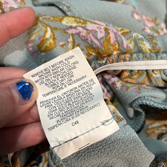 Beautiful Floral Boho Long Sleeve Jumpsuit - Picture 12 of 14